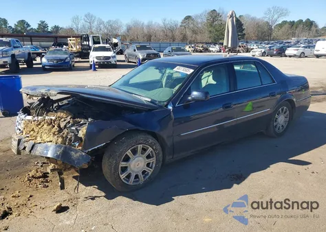 2008 Cadillac Dts z USA, uszkodzony, nr VIN 1G6KD57Y18U178657